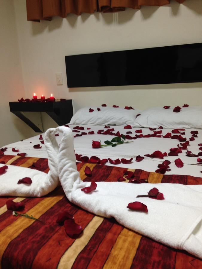 Hotel Moreno โคอาทซาโคลคอส ภายนอก รูปภาพ